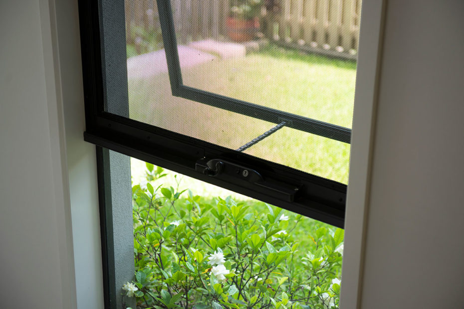 Crimsafe Screen Installation